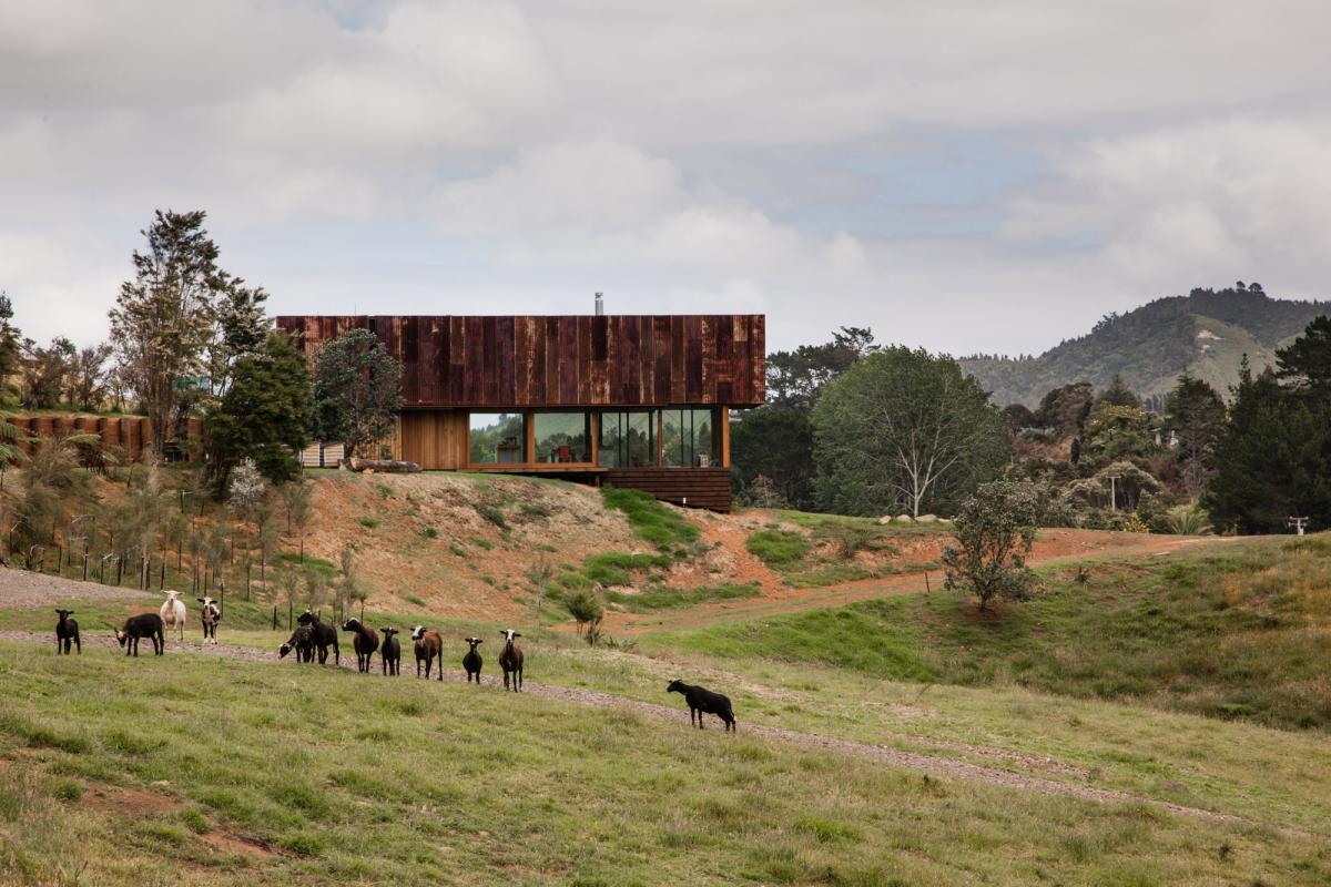 Herbst Architects, K Valley House, Thames, Nova Zelândia