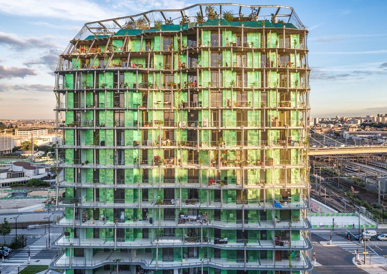 Paris está prestes a ganhar um prédio que espalha sementes por toda a cidade